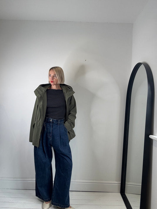 Waterproof cinched jacket
