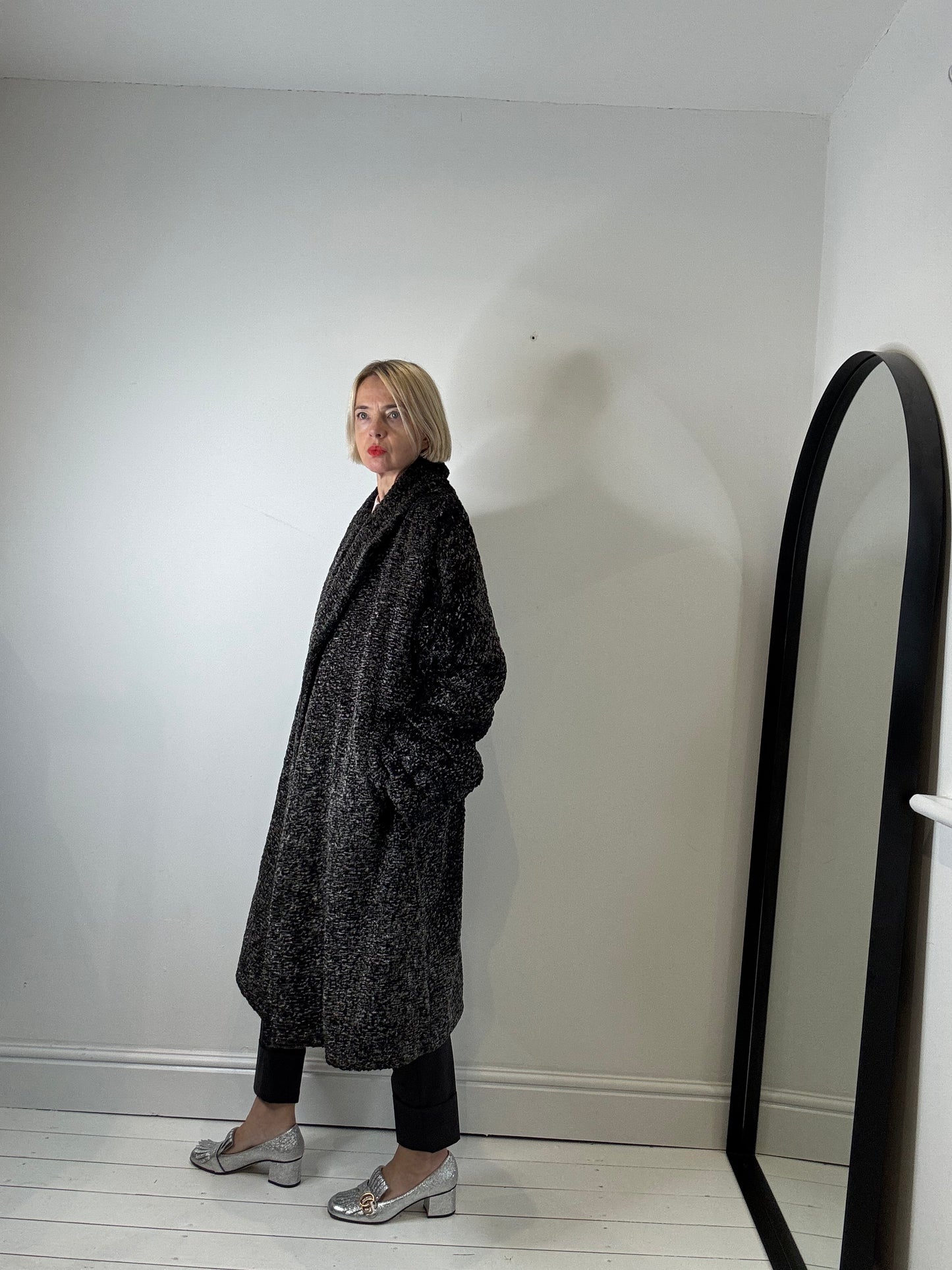 NICOLE FARHI shawl collar coat