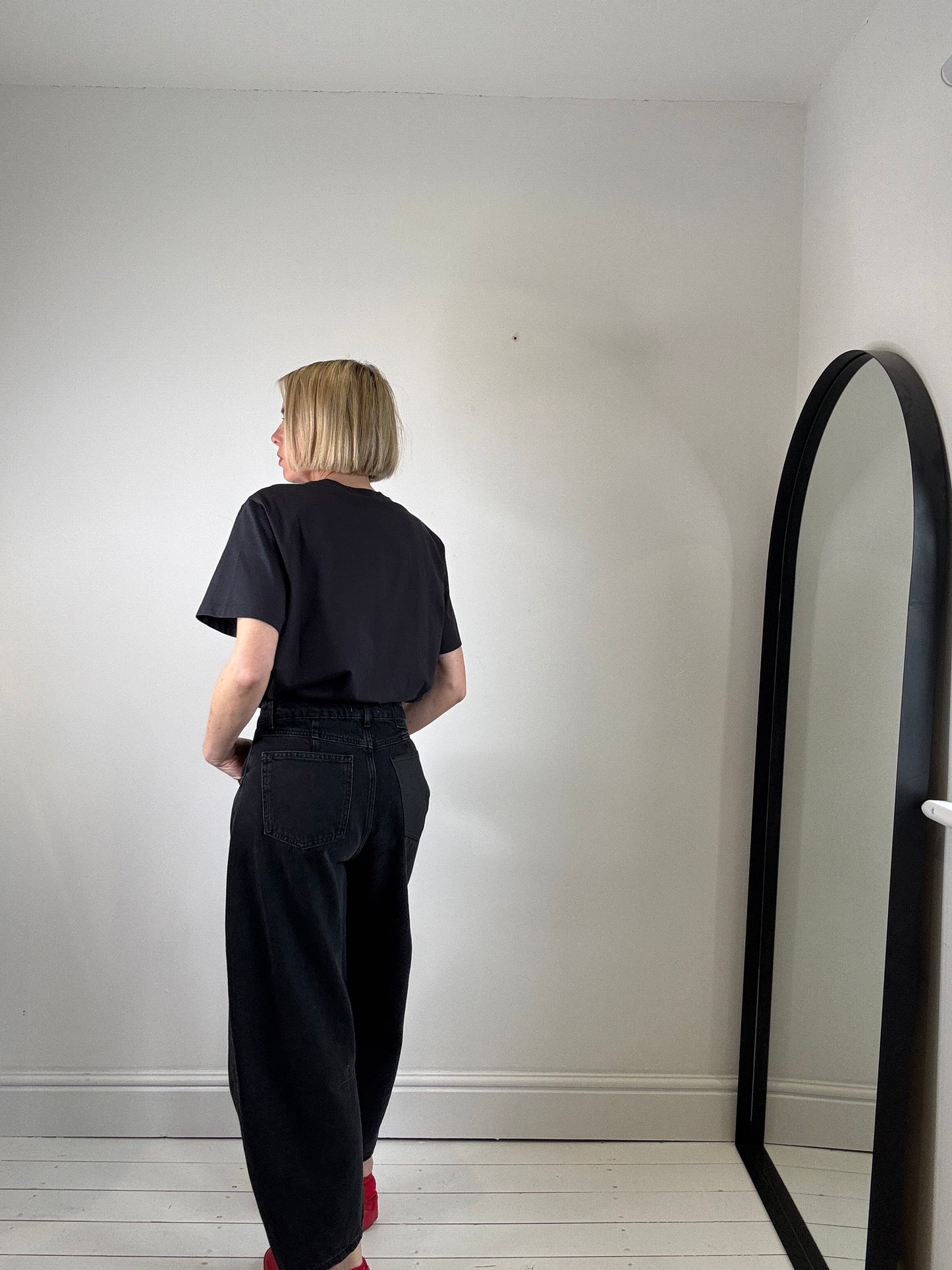 NEW Essentiel Antwerp Interstellar barrel leg jeans