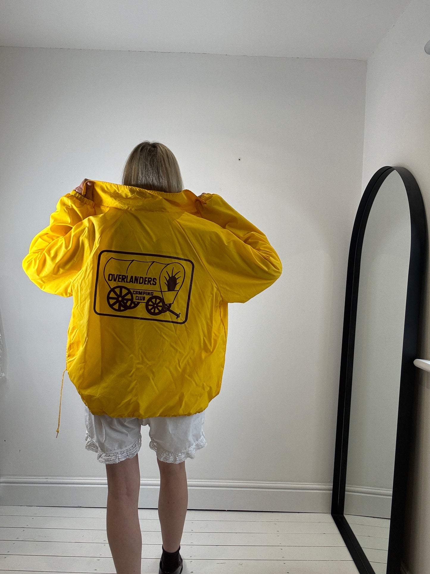 VINTAGE 'Overlanders' windbreaker
