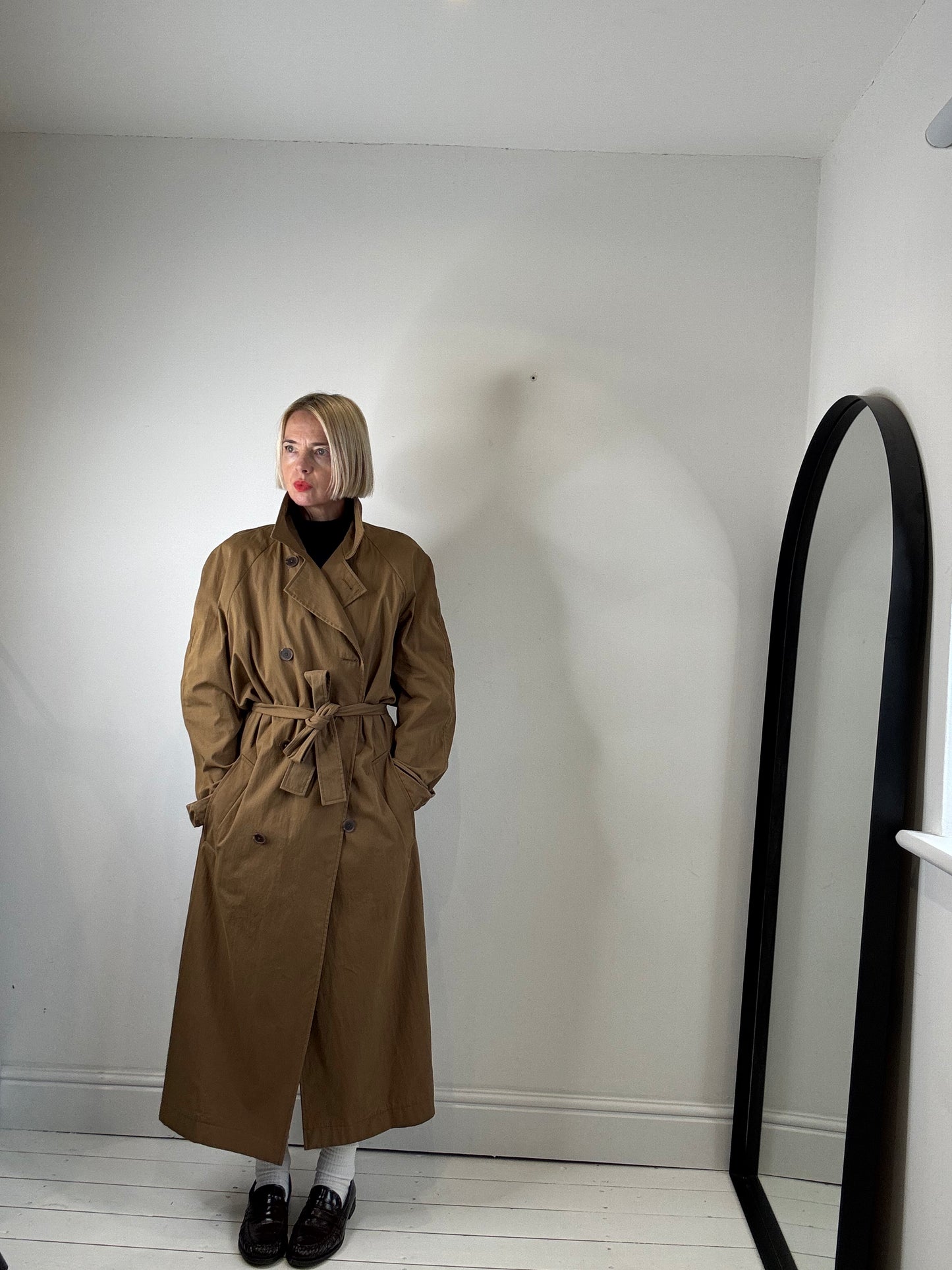 DB belted trench