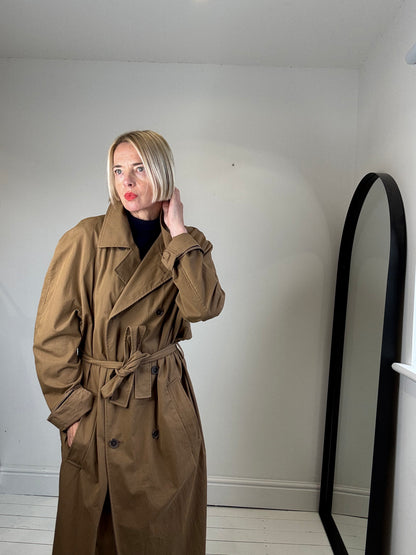 DB belted trench