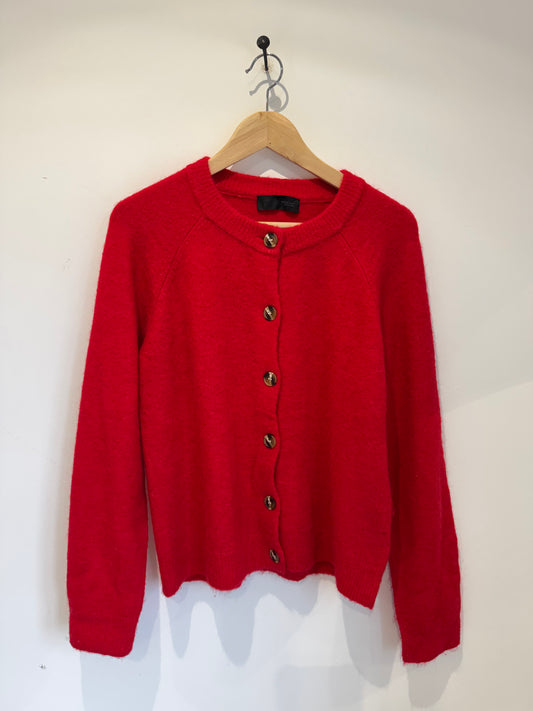 Round neck cardigan