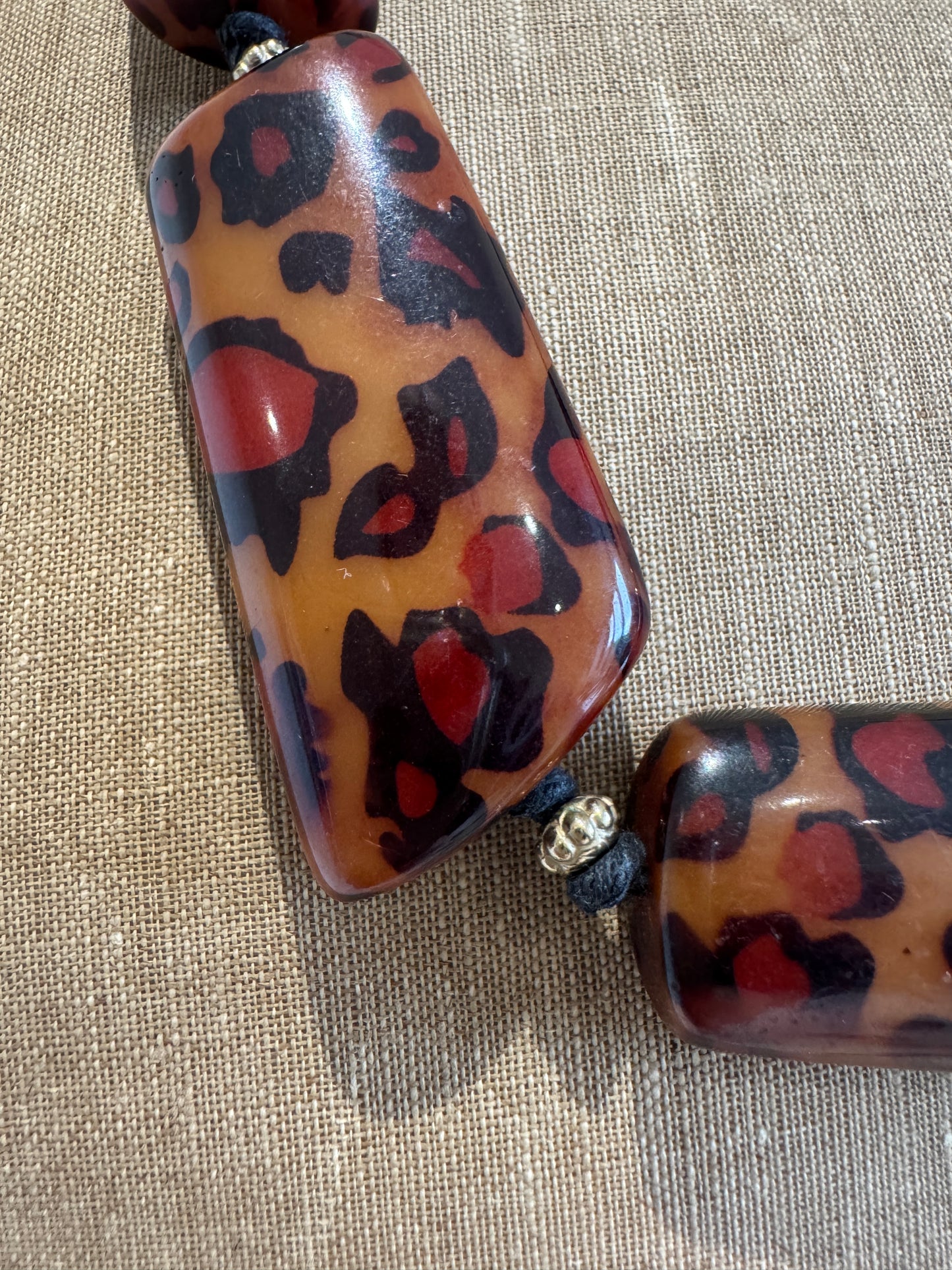 Leopard bead necklace