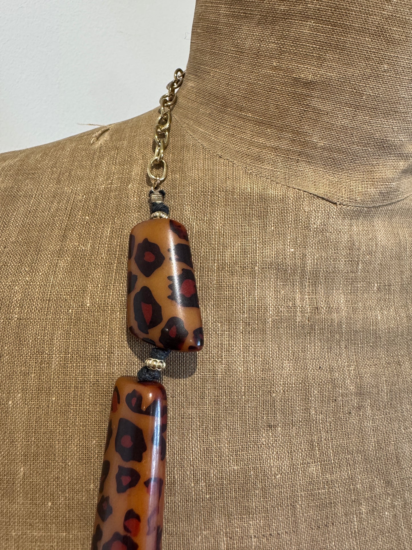Leopard bead necklace