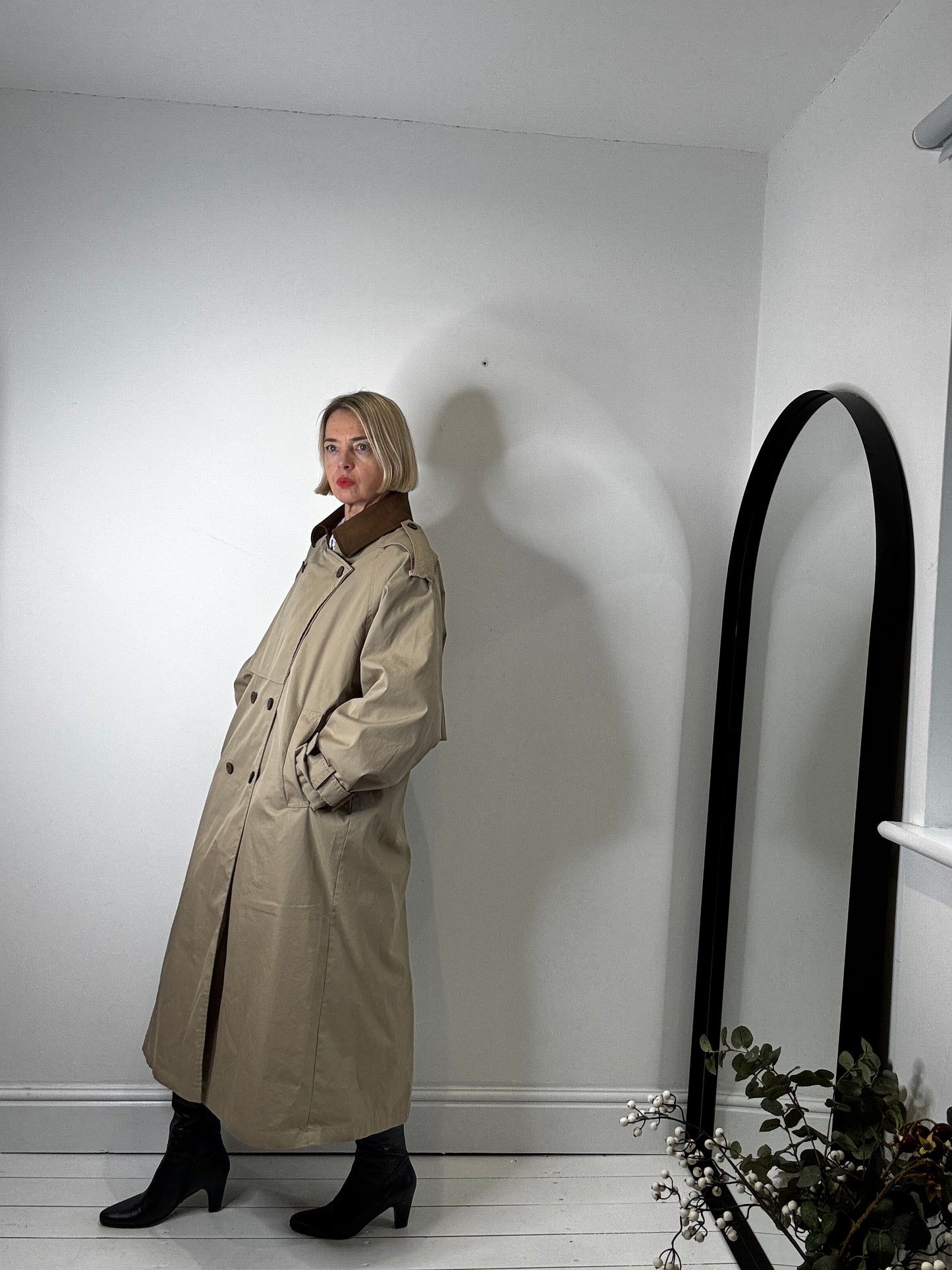 trench mac suede collar uooyaa db women's coat 90's y2k preloved vintage style street style editorial
