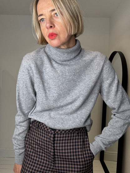 preloved Cashmere roll neck jumper for women