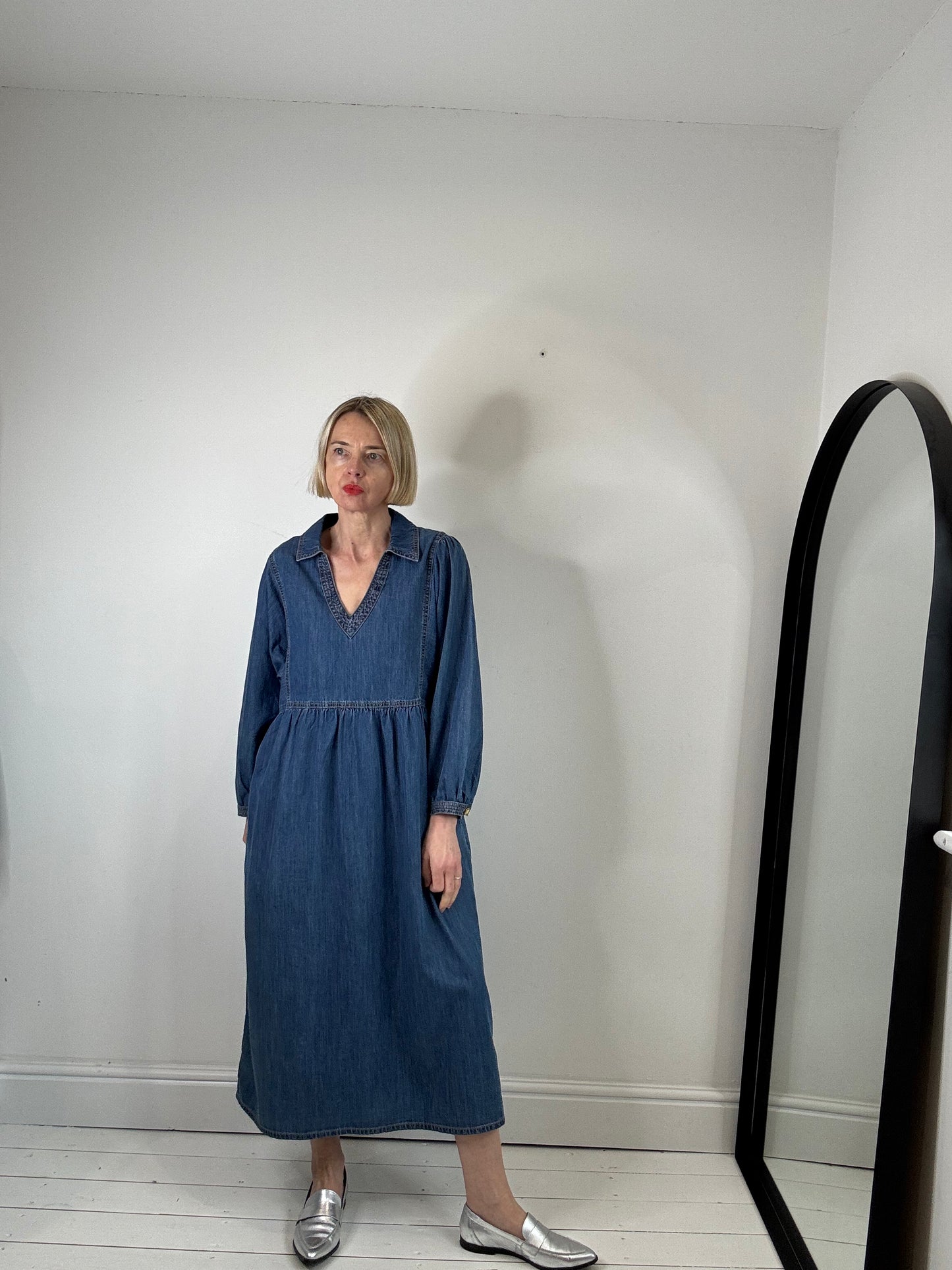 Denim collar dress