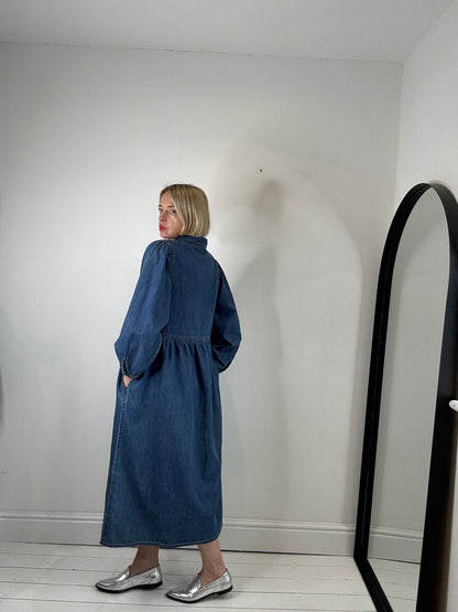 Denim collar dress