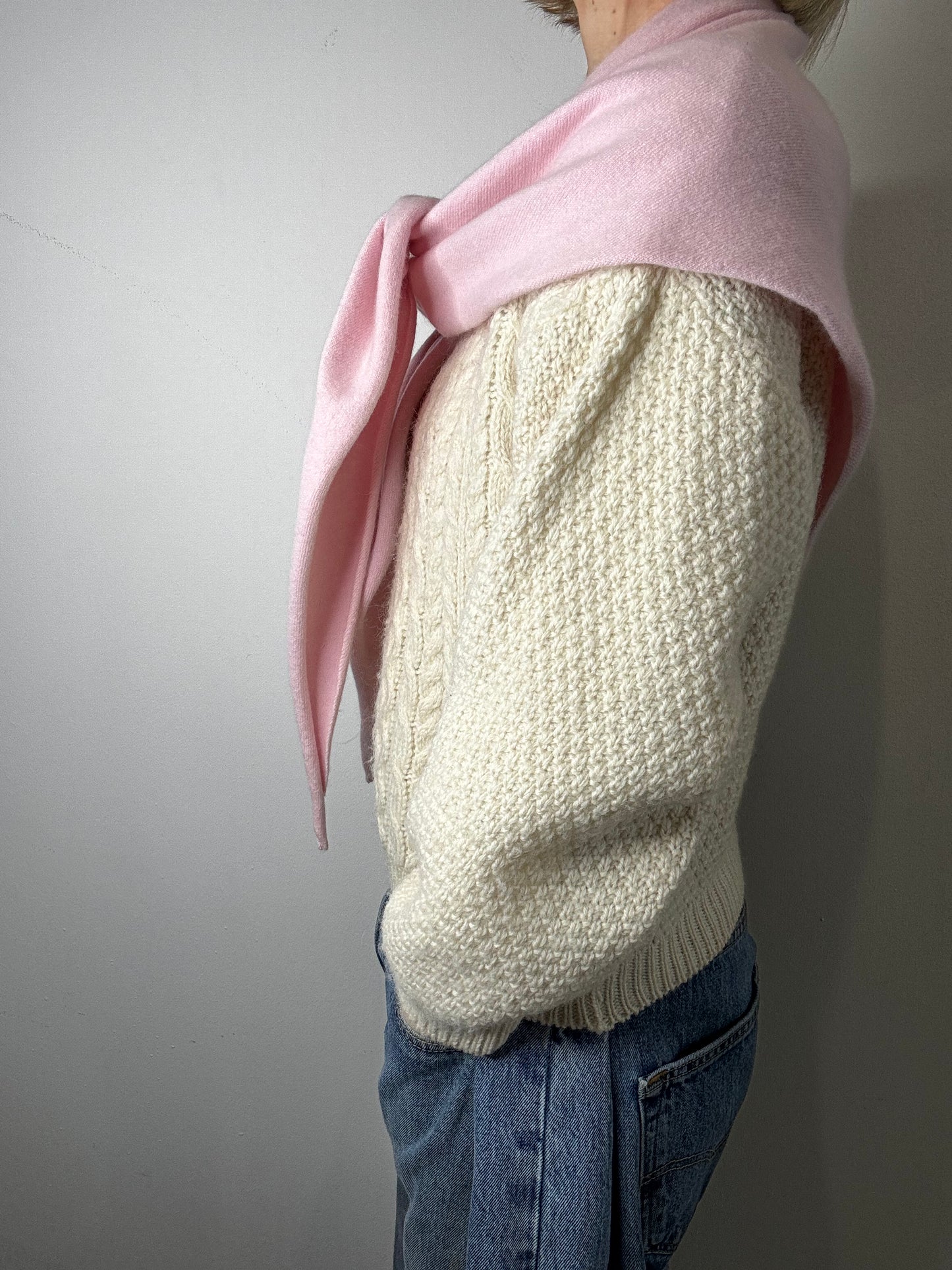 EXTREME CASHMERE triangle scarf