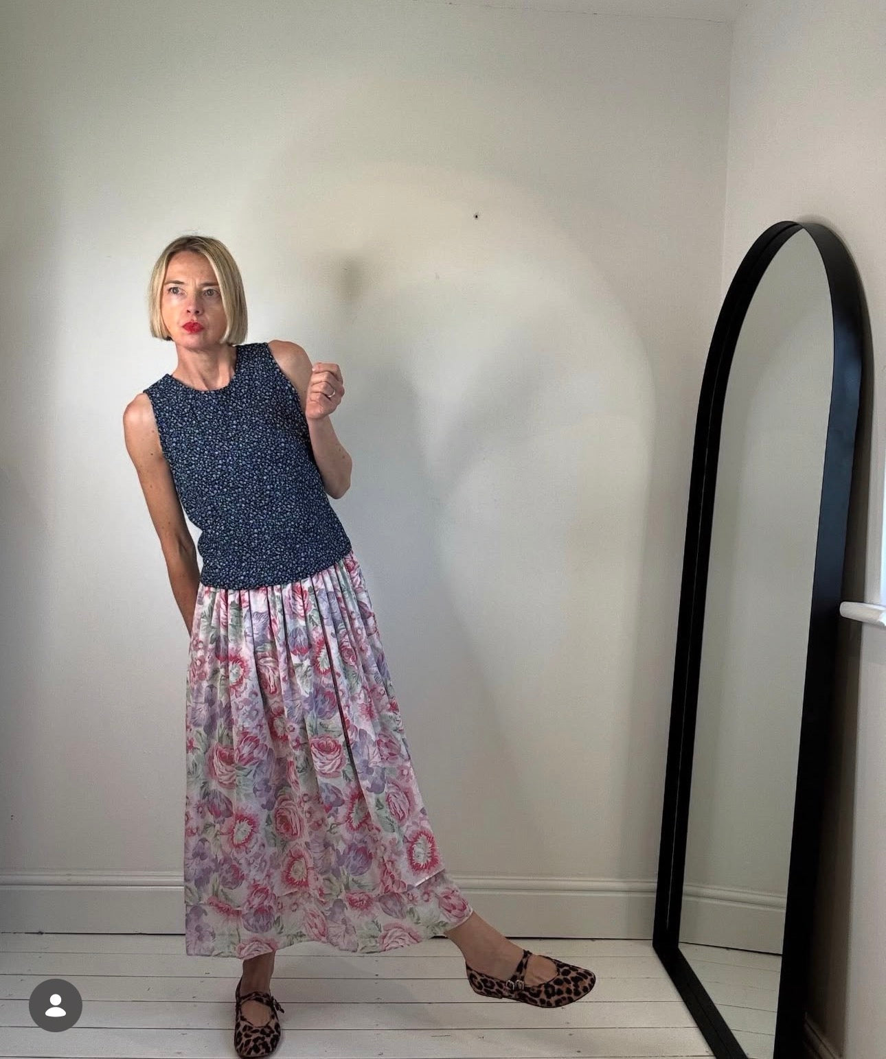 VINTAGE  Laura Ashley skirt