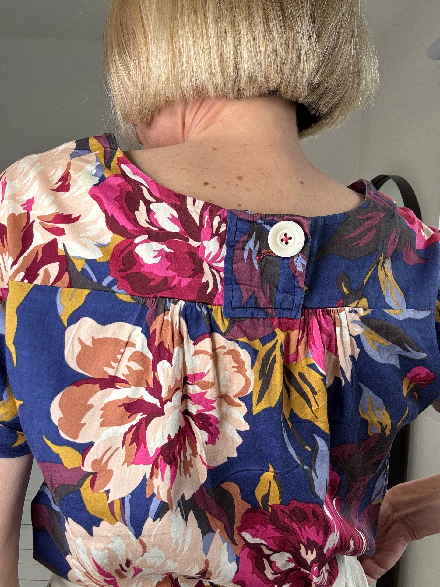 Floral square neck top