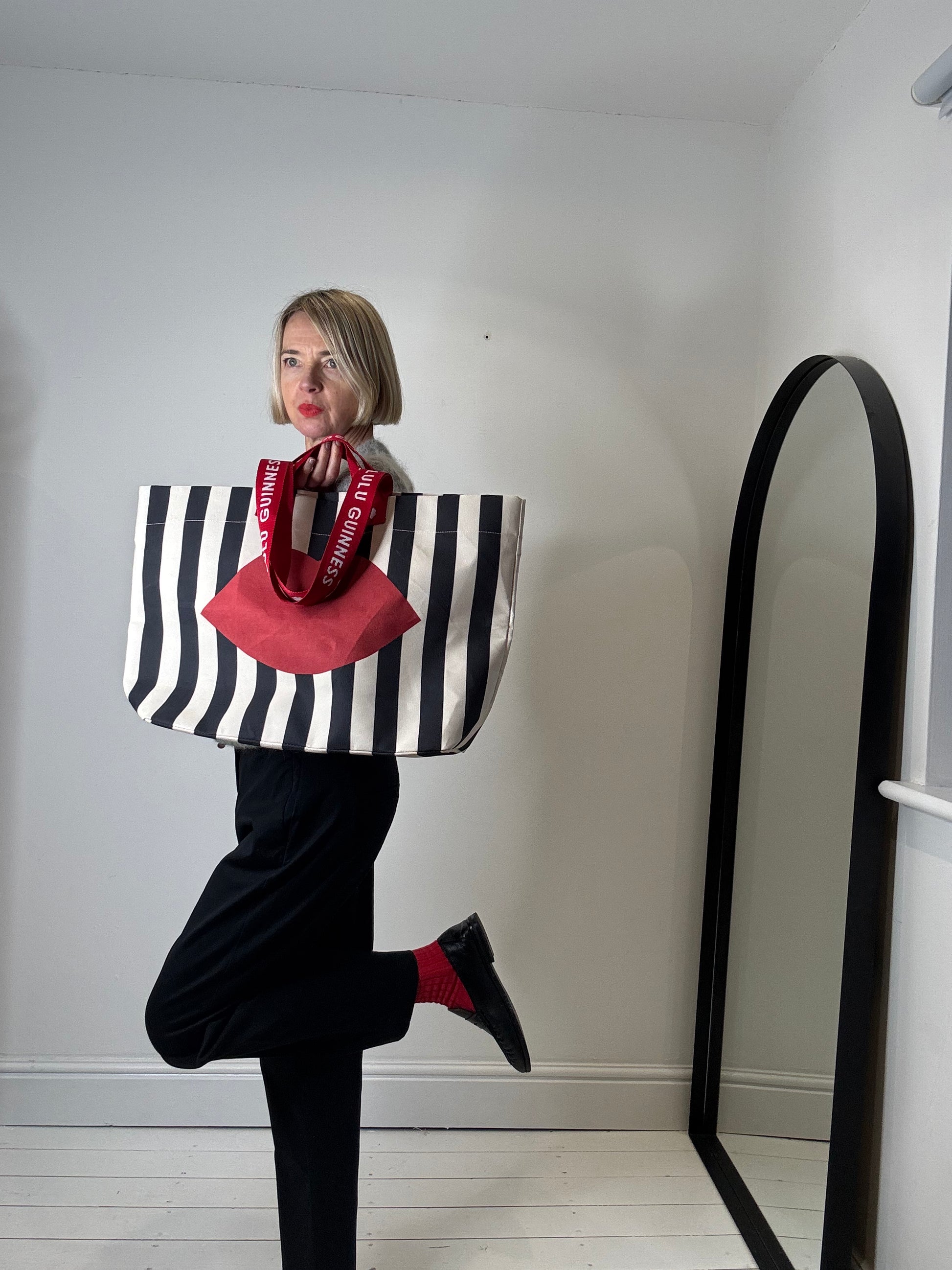 Lulu Guiness stripe lips tote shopper bag preloved the curatory women's fashion collectors items