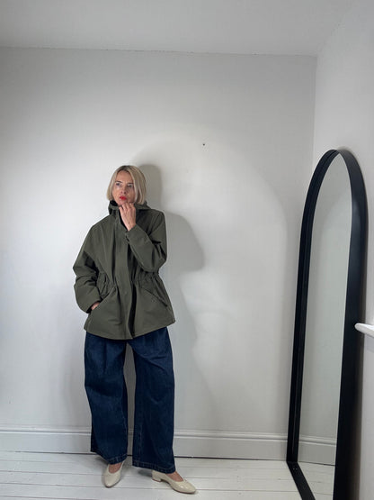 Waterproof cinched jacket