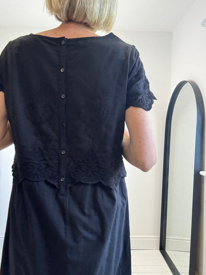 Double layer scalloped dress
