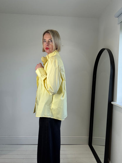 Pie crust blouse