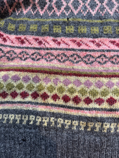 NIBBLED KNIT: Patterned vintage crew