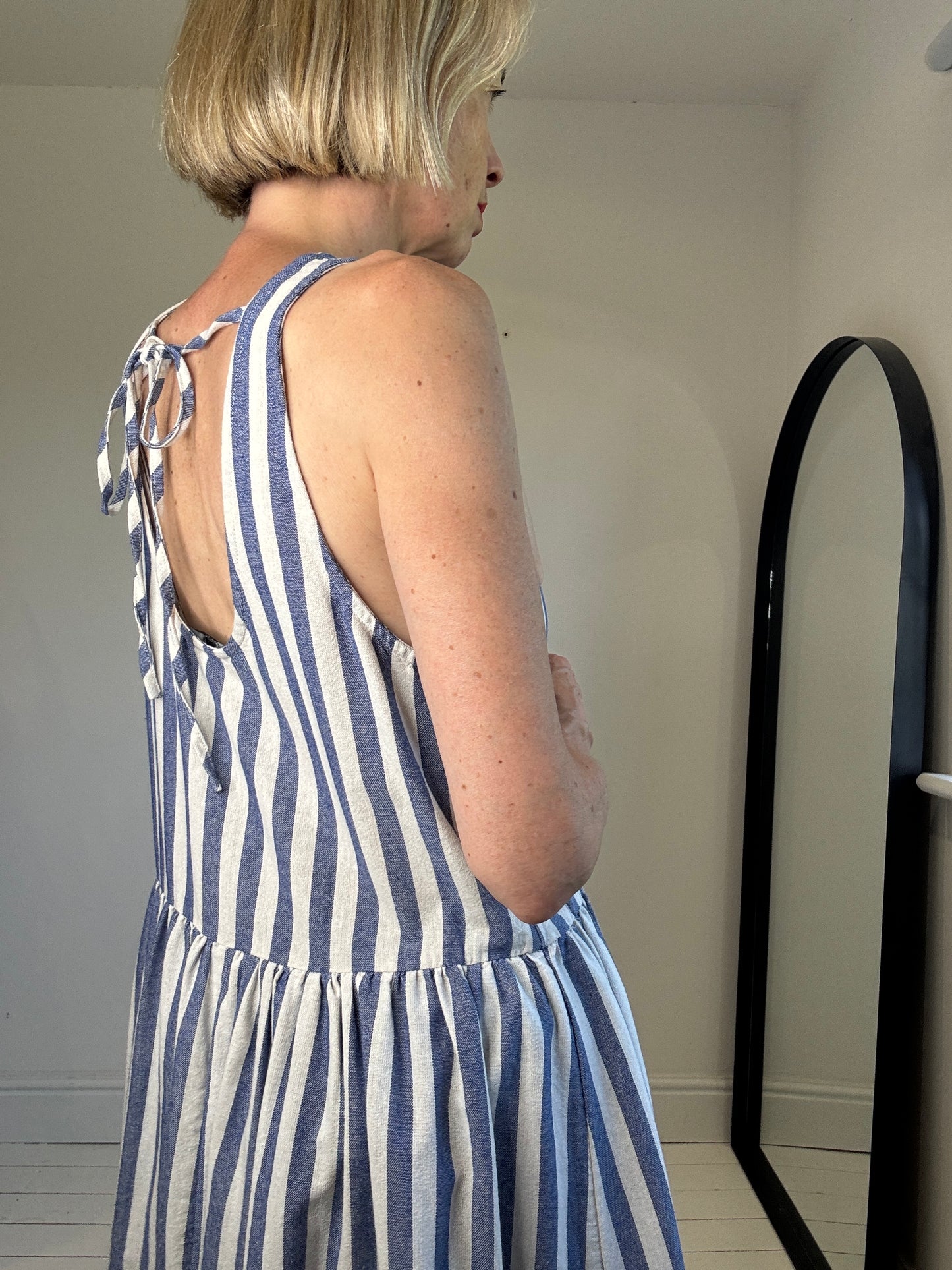 Vertical stripe tie back dress
