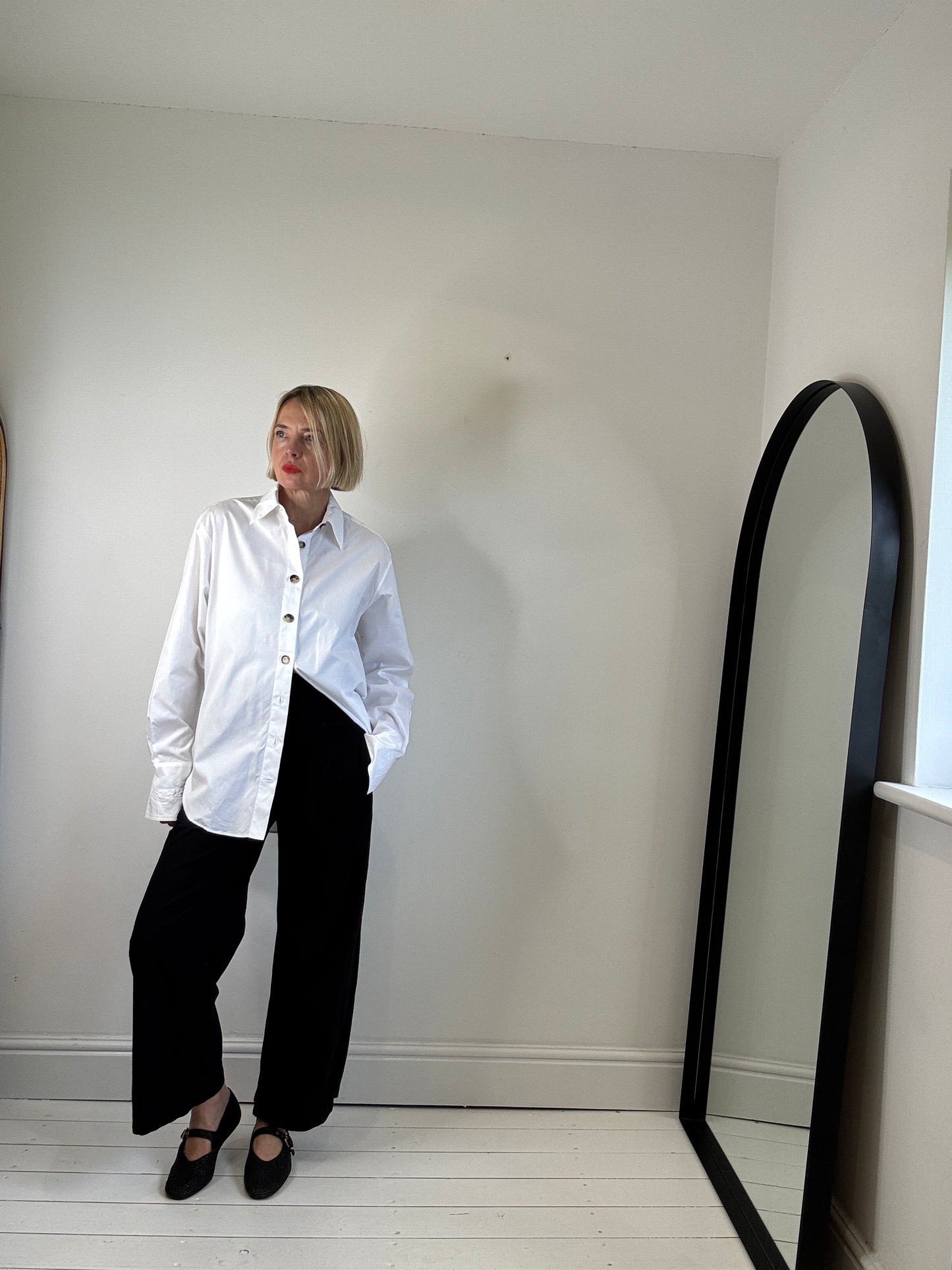 SARAH BUTE tie back cotton shirt