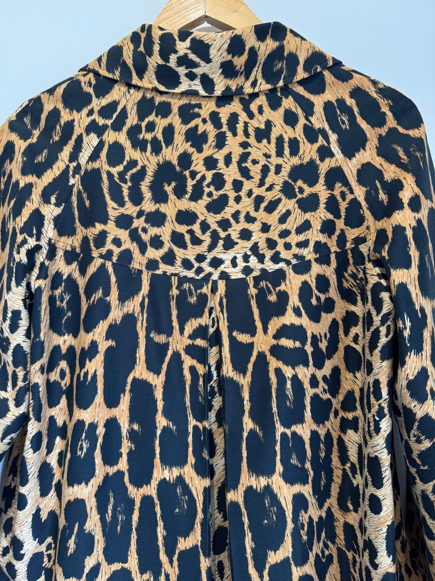 VINTAGE leopard print mac