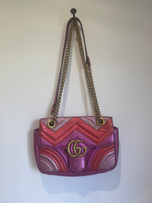 gucci marmont metallic chain cross body shoulder bag designer preloved luxury the curatory pink bag metallic going out accessories partywear women's luxury