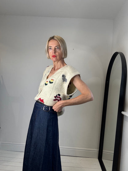 VINTAGE embroidered tank