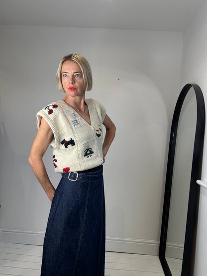 VINTAGE embroidered tank