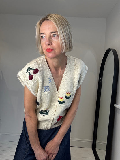 Vintage embroidered knitted tank sleeveless cardigan