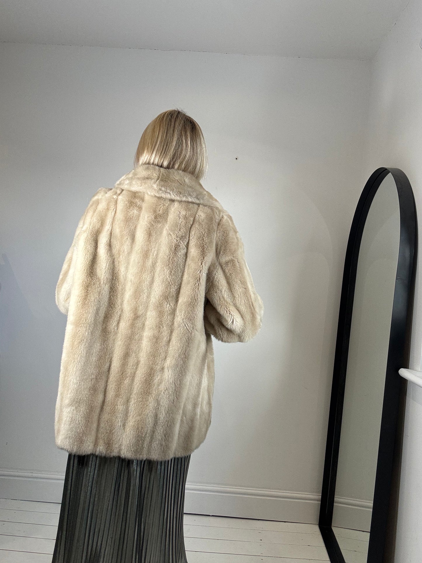 VINTAGE Tissavel faux fur