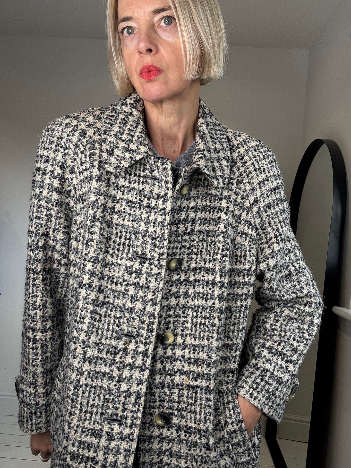 VINTAGE tweed sb coat