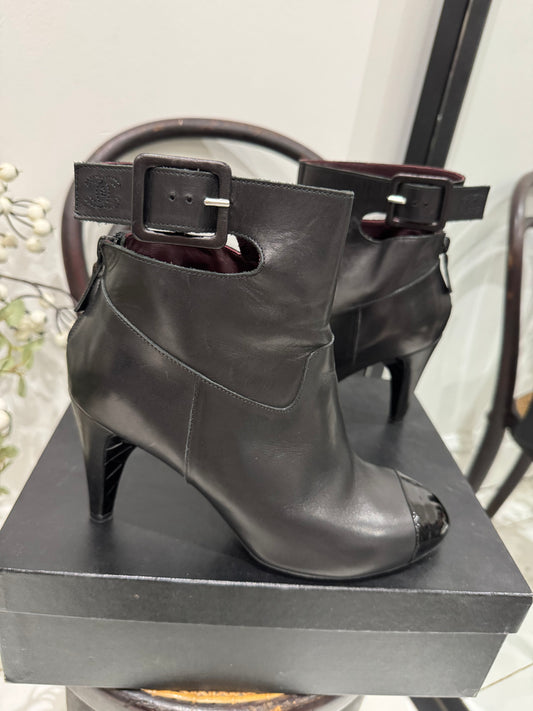 CHANEL ankle boots with iconic toe cap & quilting
