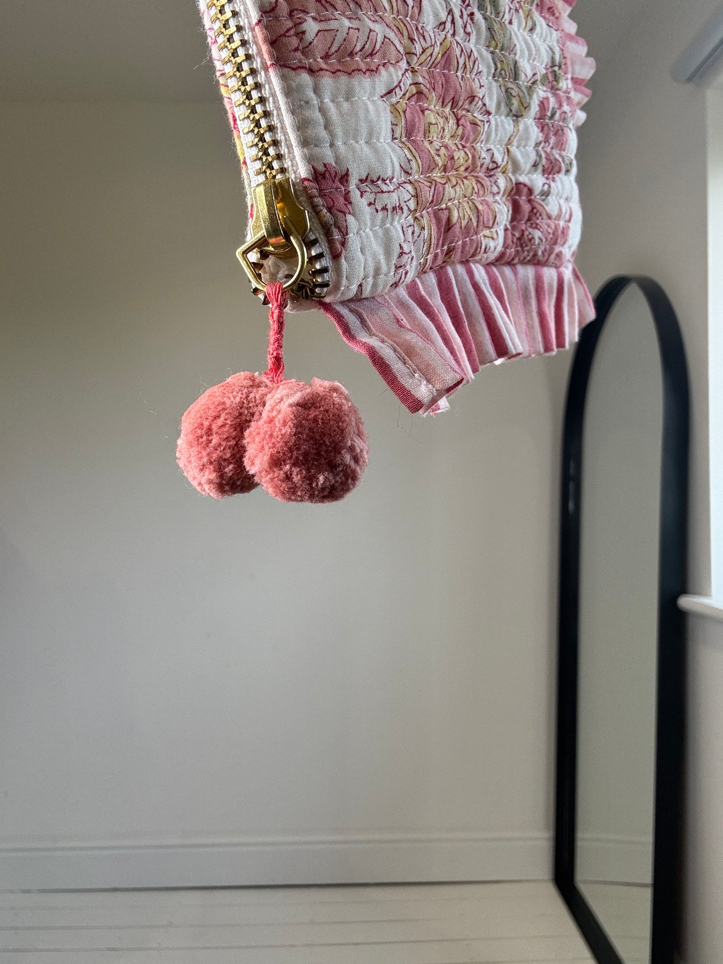 NEW quilted pouch bag