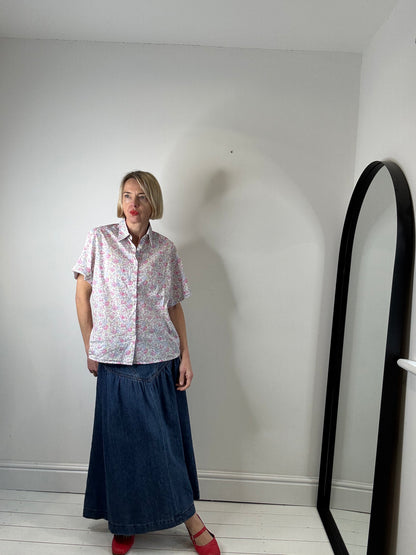 Short sleeve floral shirt