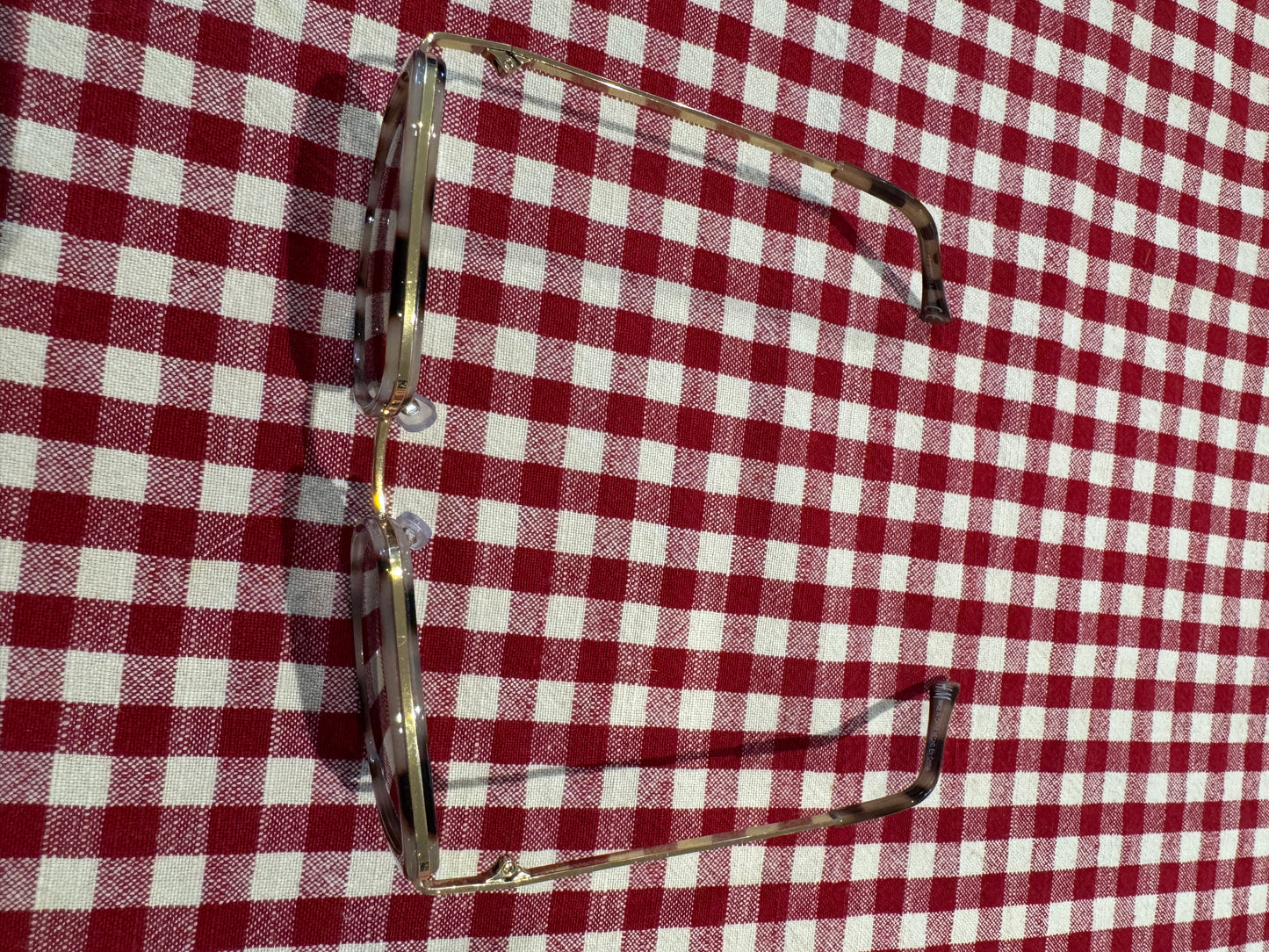 Tortoiseshell square sunglasses