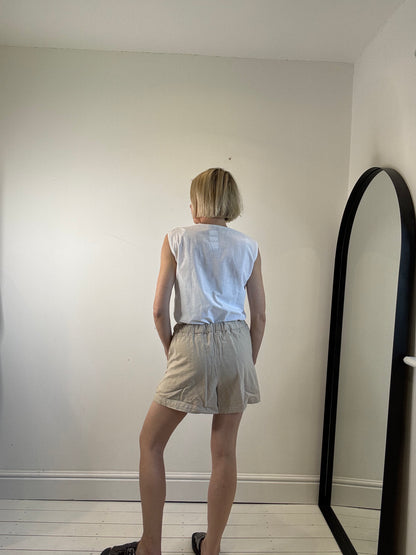 Vintage sleeveless top