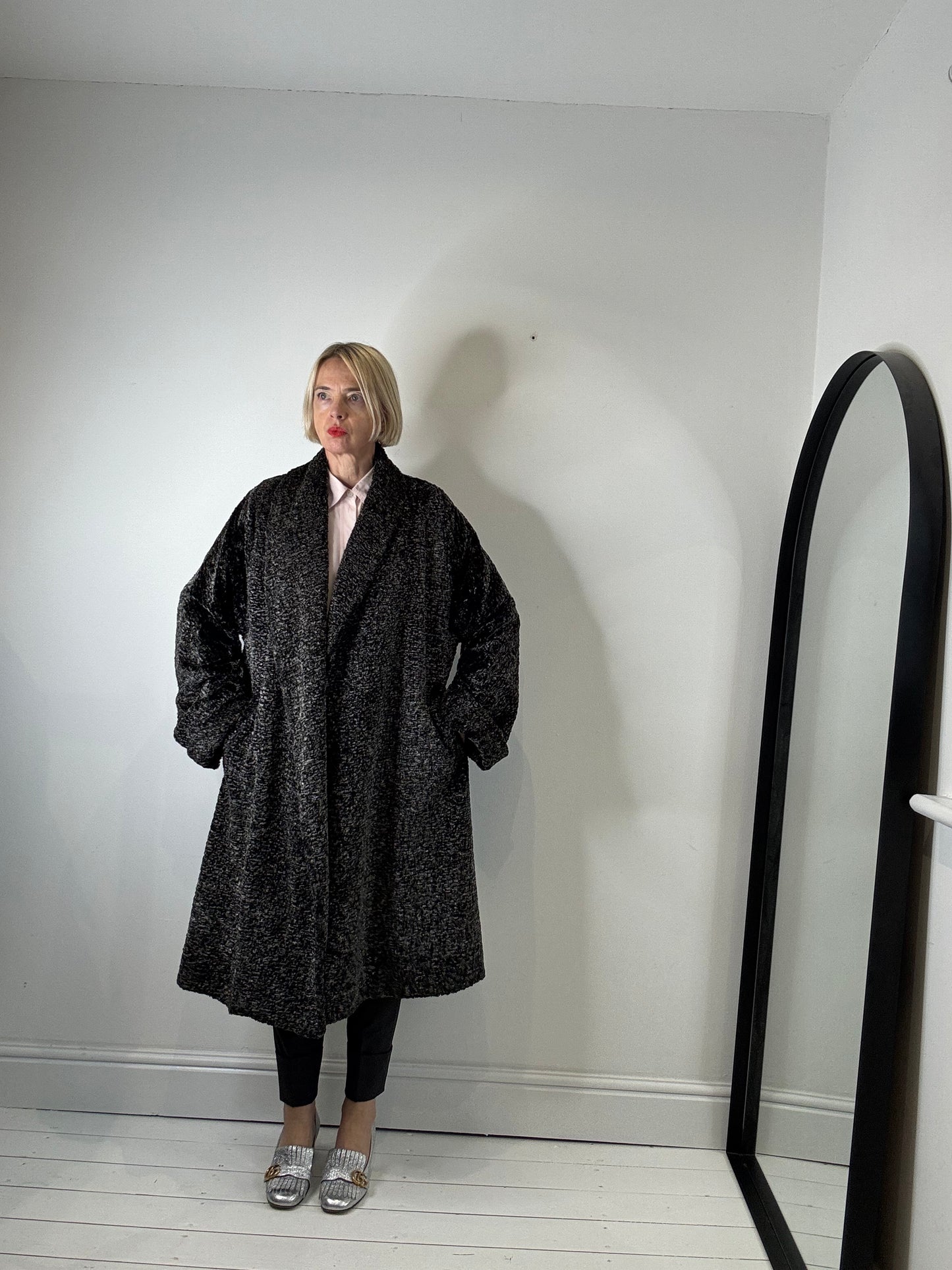 NICOLE FARHI shawl collar coat