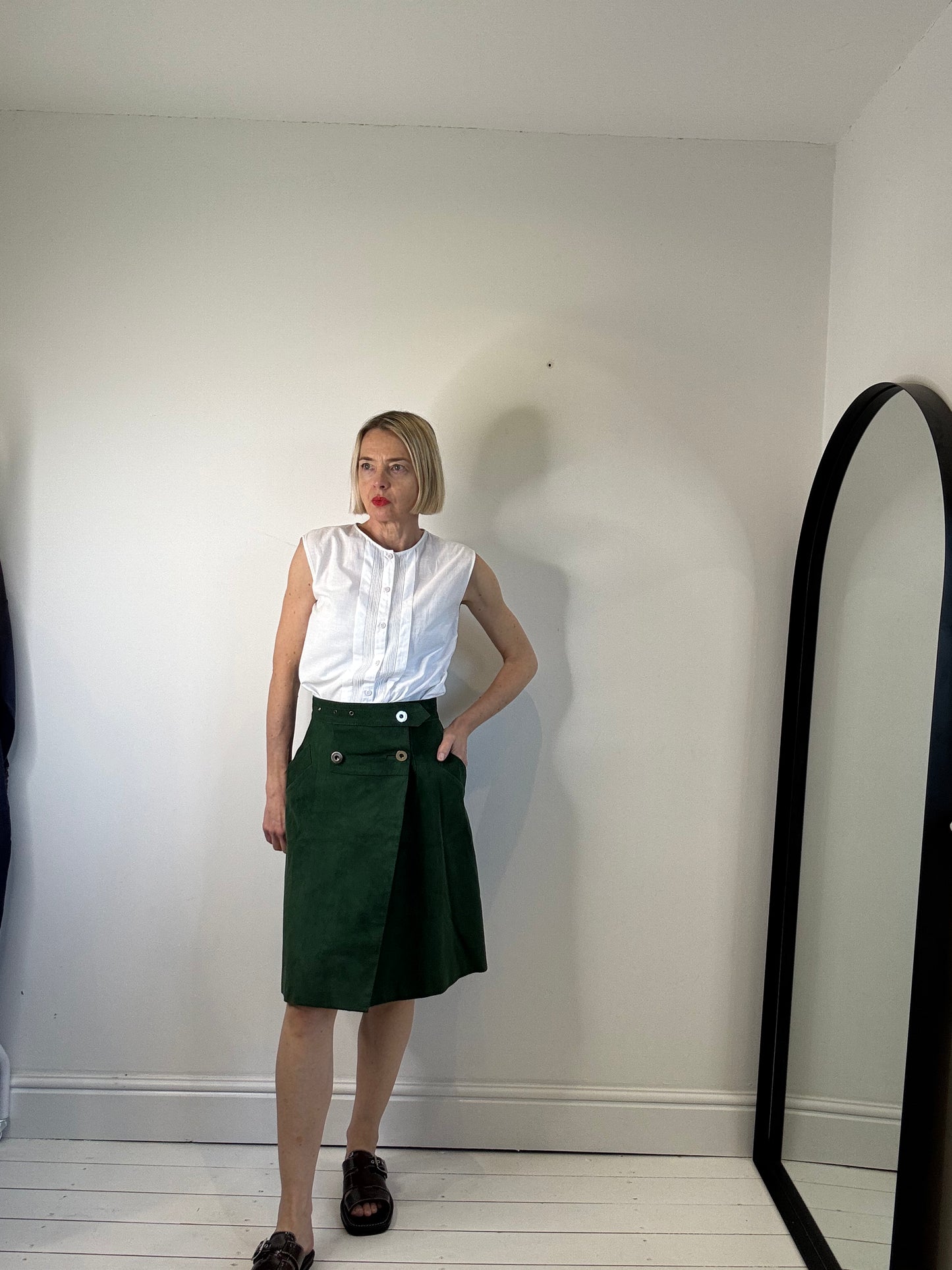 Vintage sleeveless top