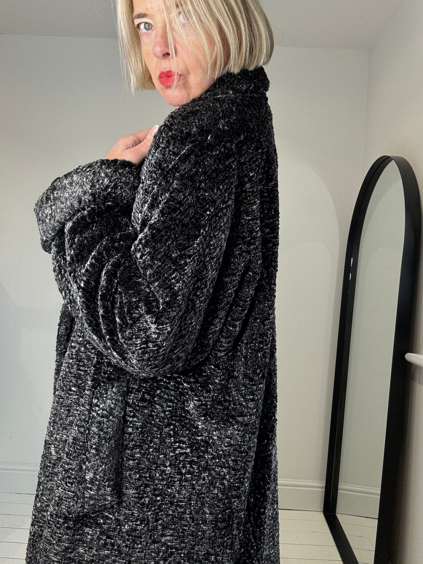 NICOLE FARHI shawl collar coat