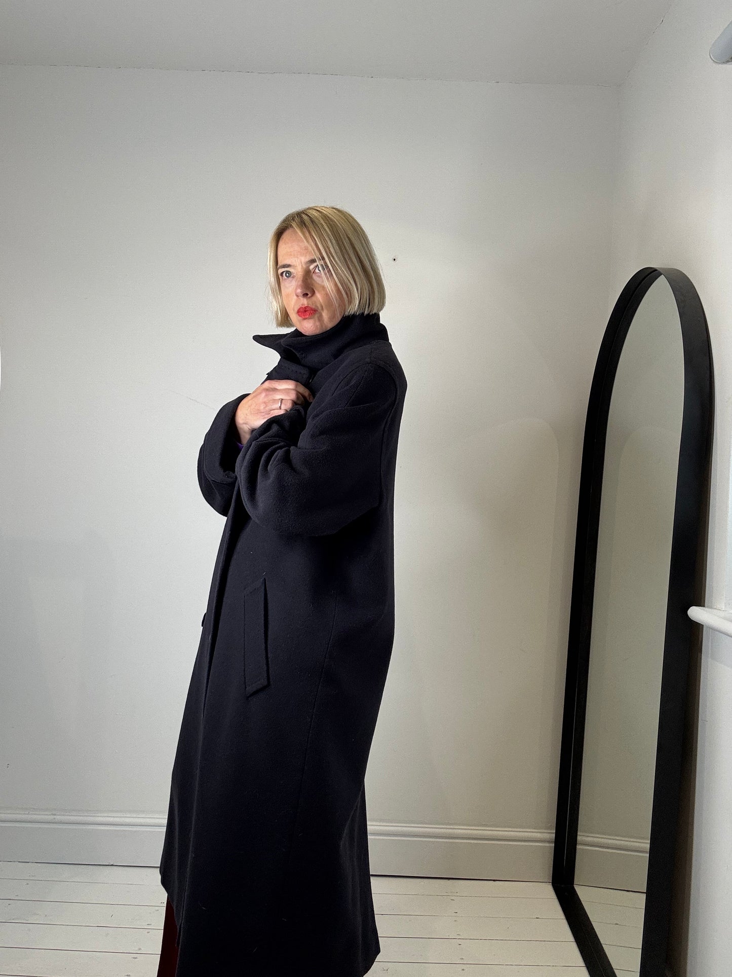 VINTAGE navy wool coat