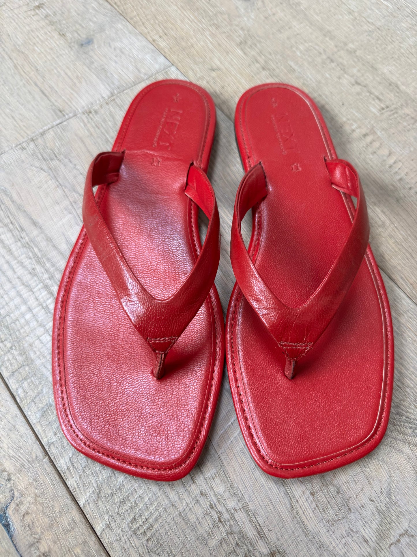 red leather toe post flip flops size 6 39 women's summer sandals shoes preloved secondhand