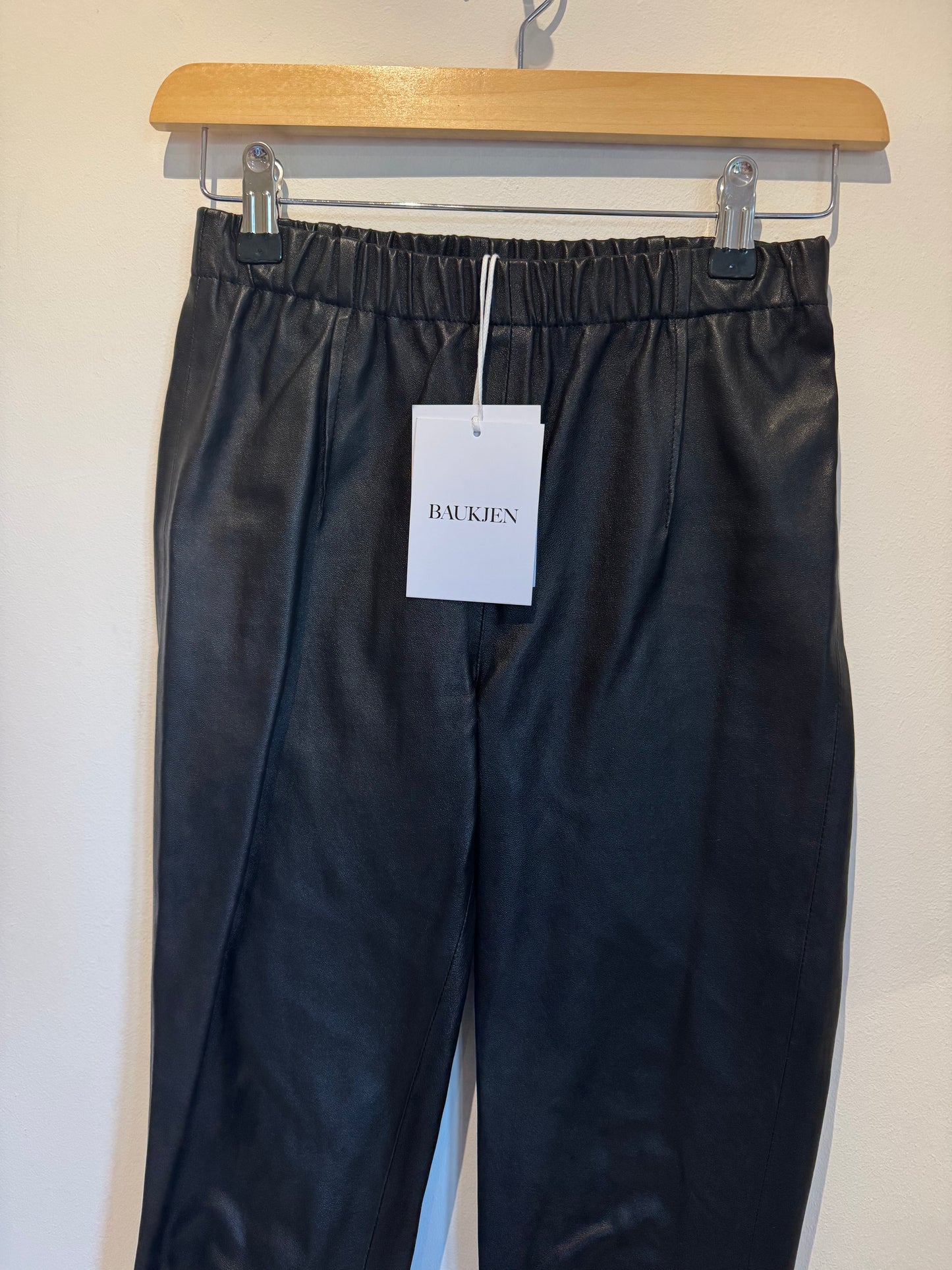 BAUKJEN New leather leggings