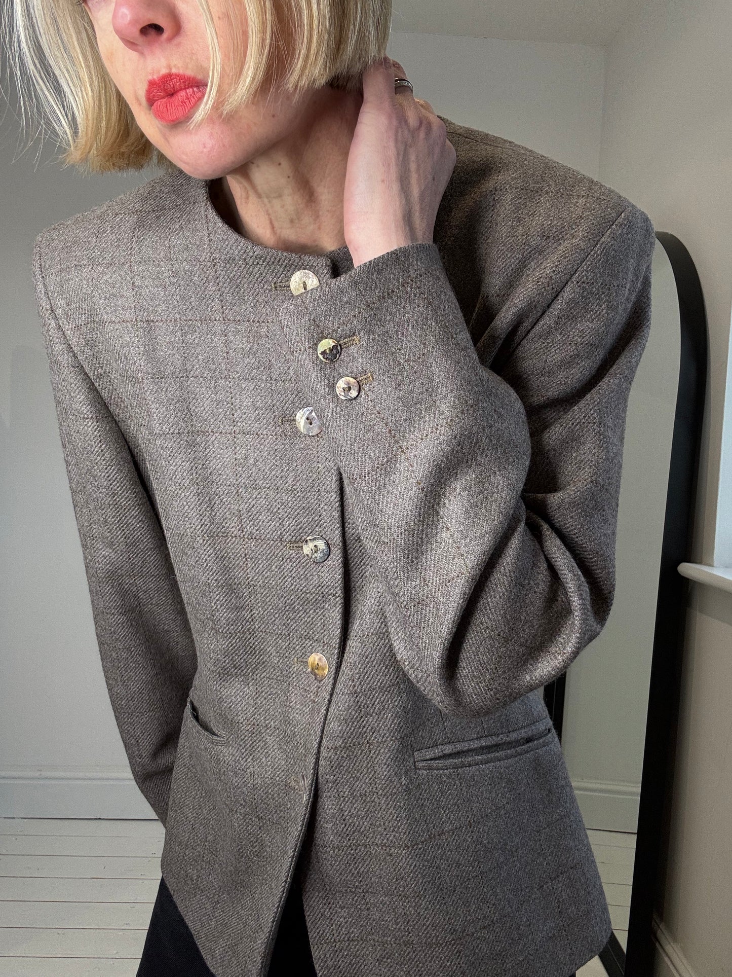 VINTAGE collarless jacket