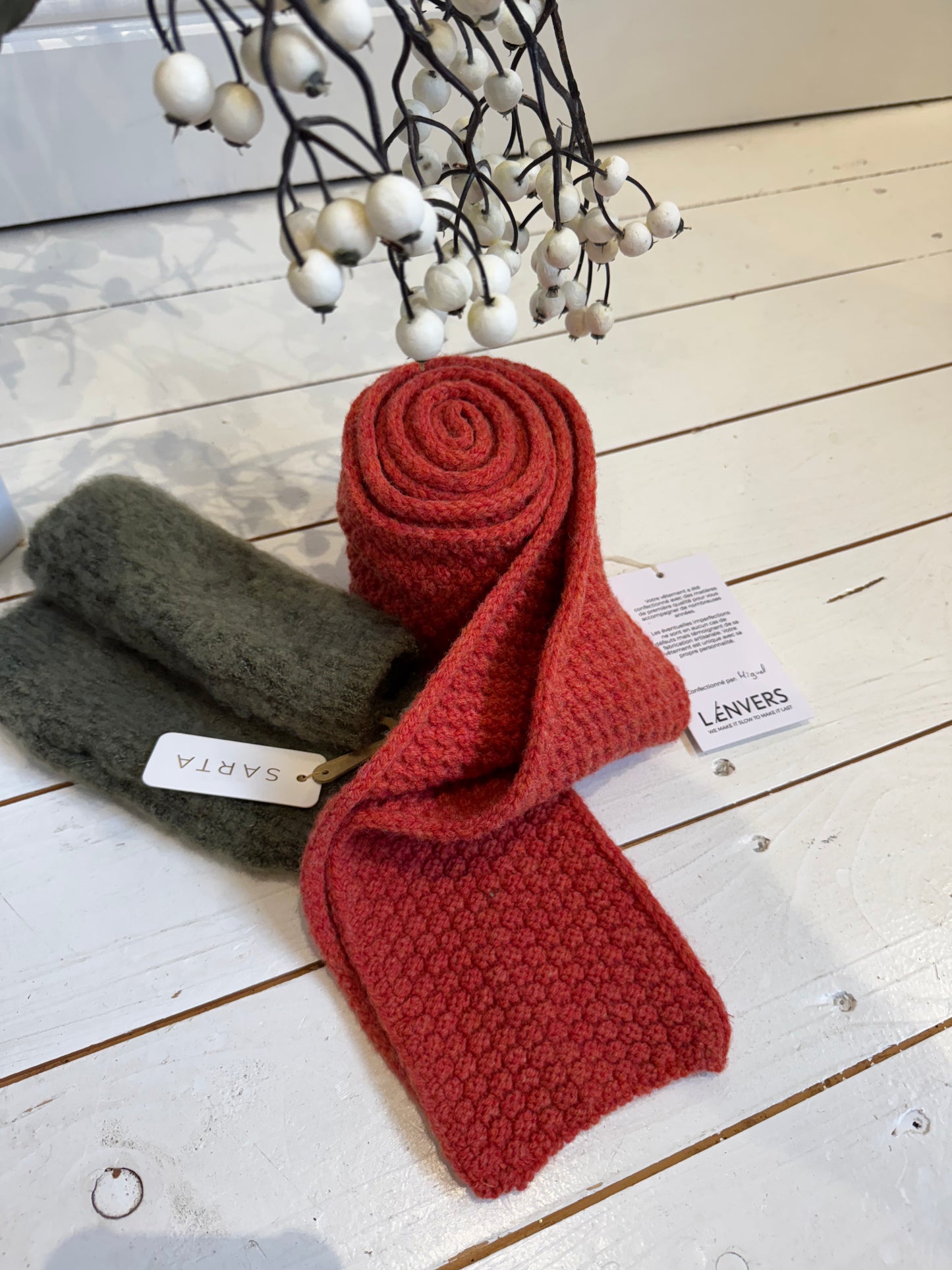 Moss stitch skinny scarf