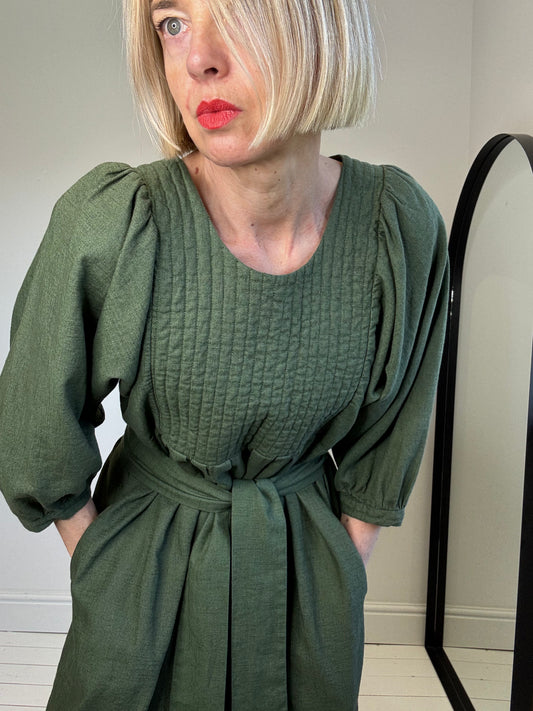 THE REGULAR WORKS linen quilted bib dress