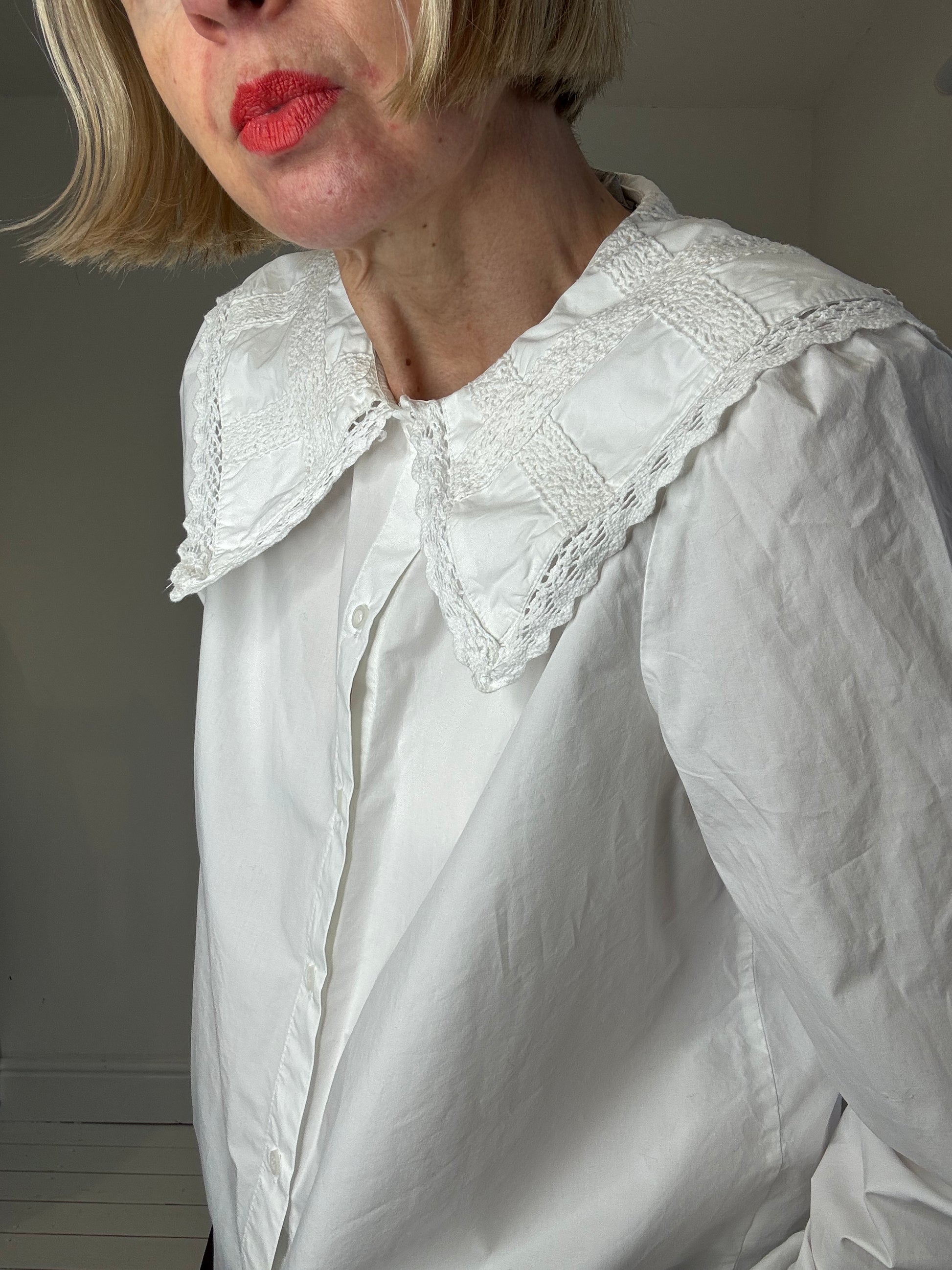 big collar white peter pan shirt lace trim button through women's preloved zara