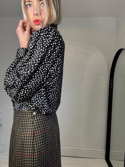 VINTAGE DAKS 100% wool check pencil skirt