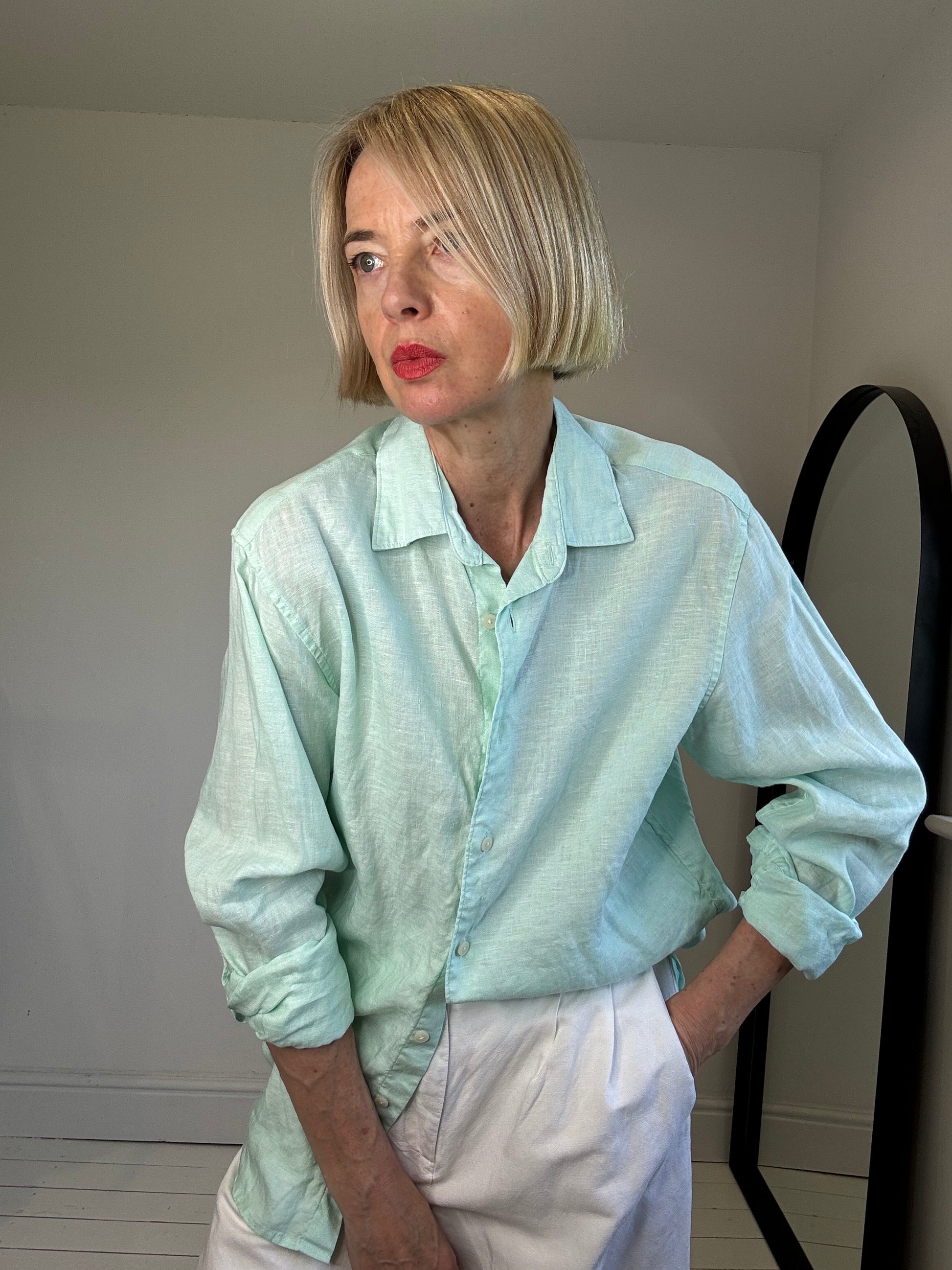 linen button through shirt classic style mint 100% linen women's preloved