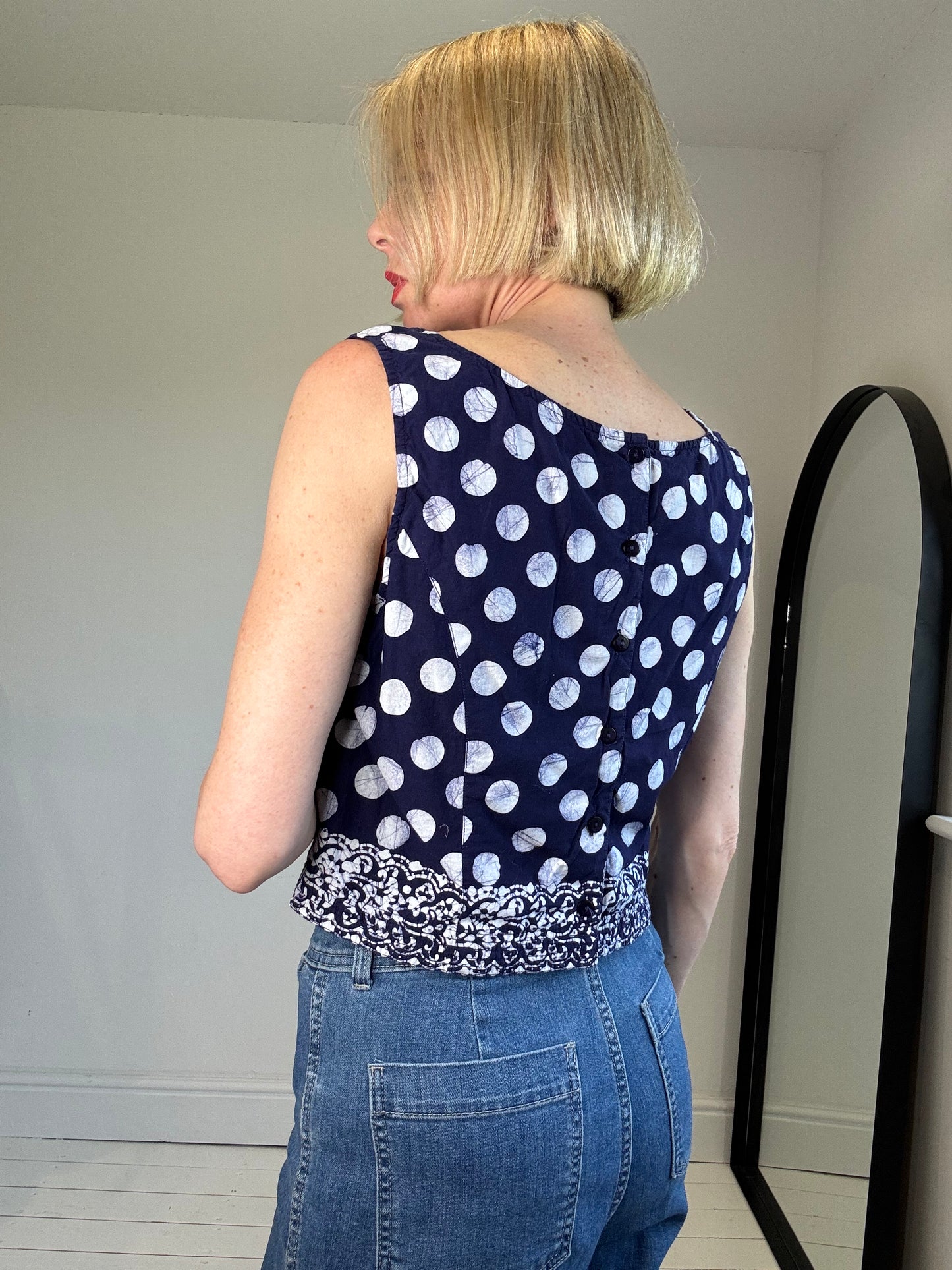 VINTAGE Monsoon spot crop