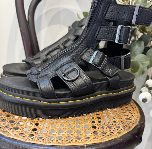 DR MARTEN Olson sandals