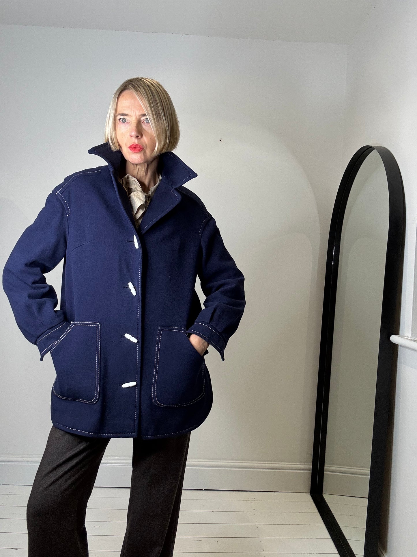 VINTAGE ALEXON contrast stitch coat